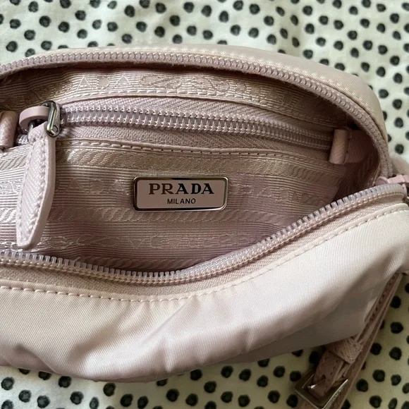 Prada Pink cosmetic pouch - Picture 8 of 11
